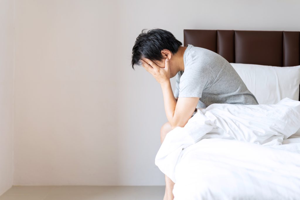 EDで硬さが足りない原因とは？勃起力を維持する方法や治療法を解説