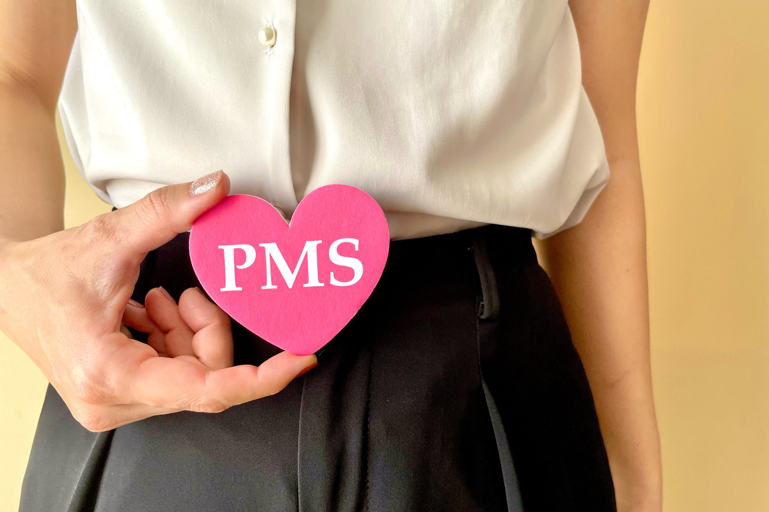 低用量ピルはPMSに効果がある？改善が期待できる理由や副作用を解説